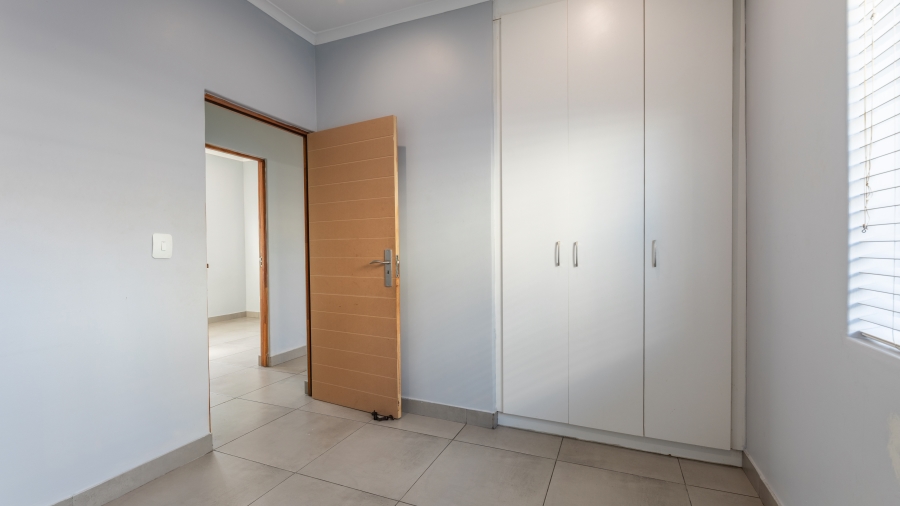 To Let 4 Bedroom Property for Rent in Parklands North Western Cape